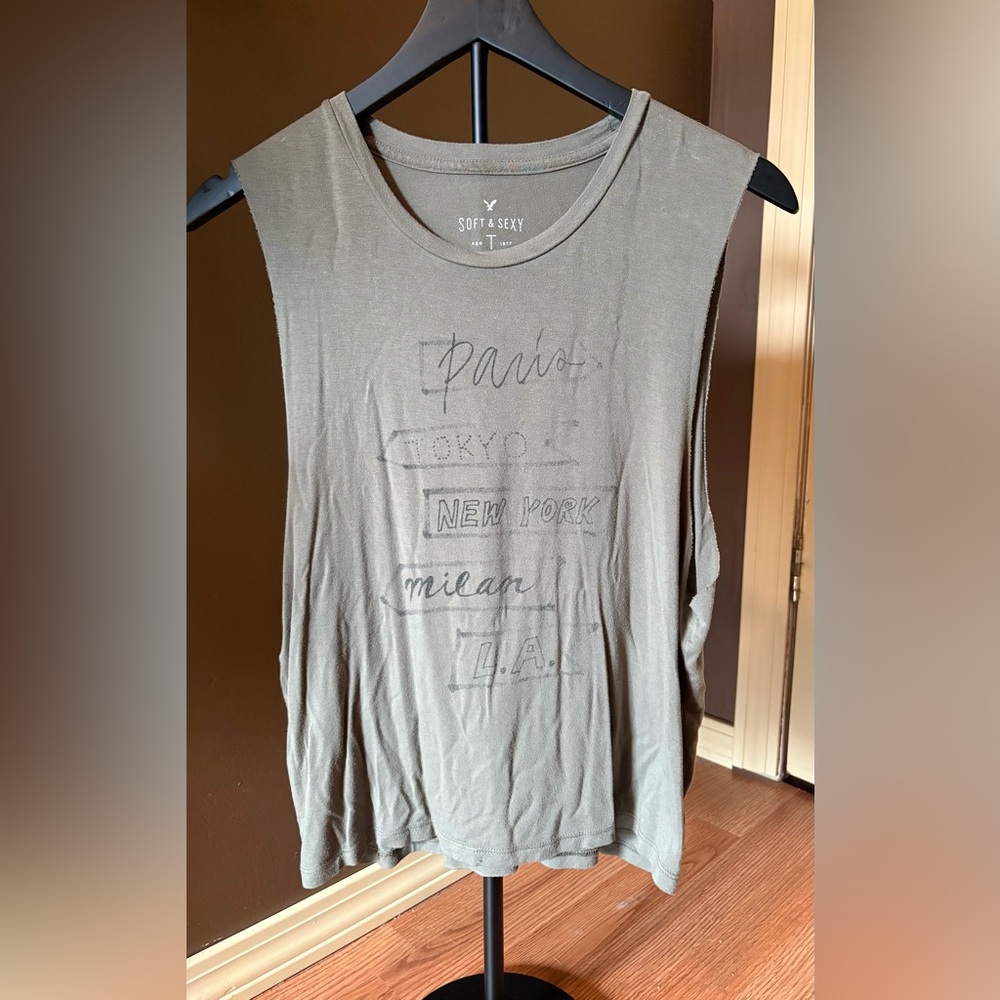 American Eagle Outfitters Soft & Sexy Gray Tank